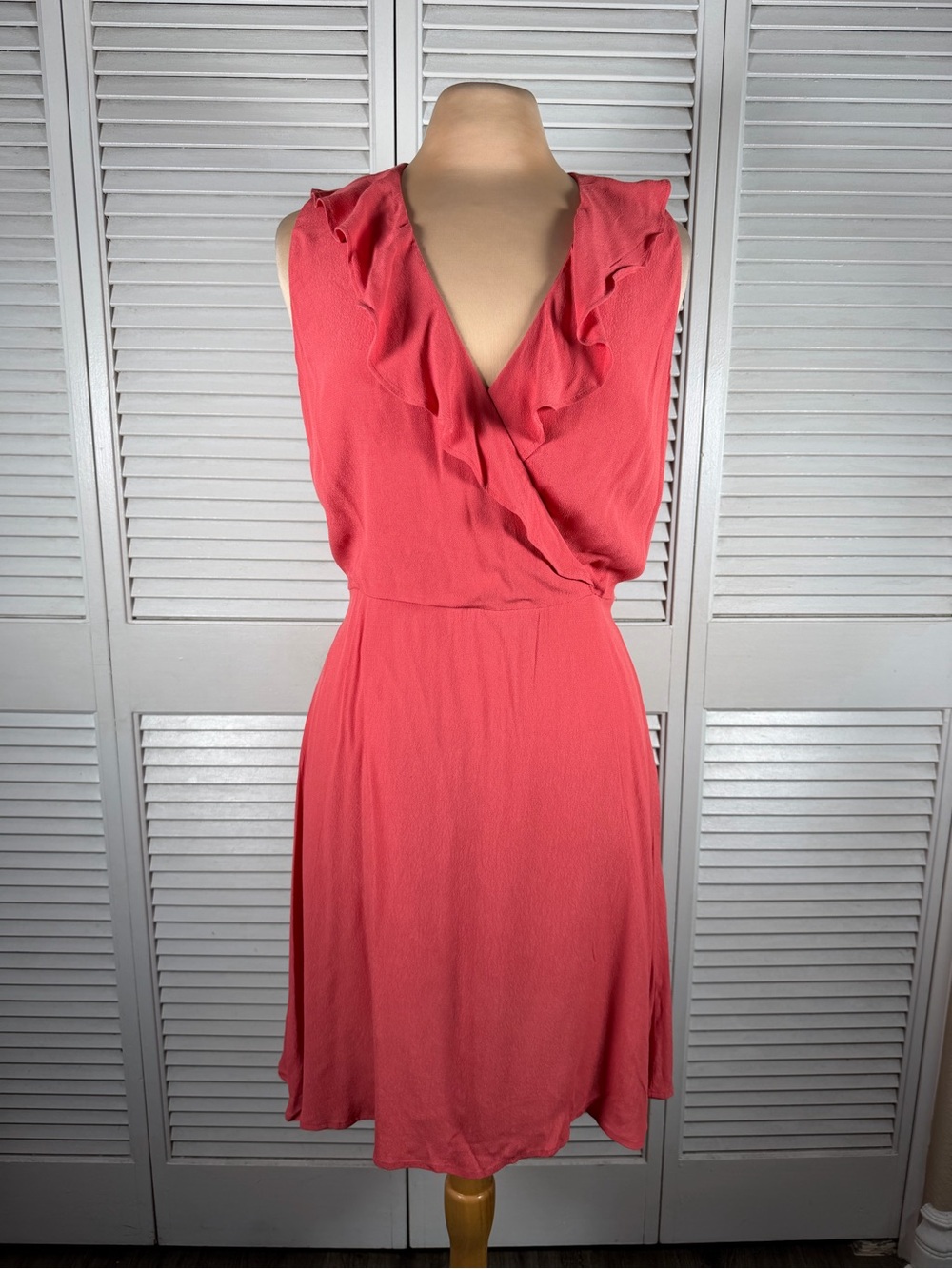 LOFT‎ Outlet Coral Ruffle Surplice Neck Sleeveless Dress NWT Size 8